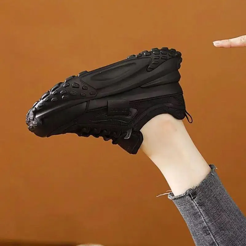Breathable casual sports shoes - 907
