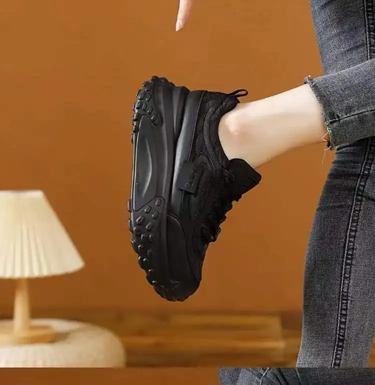 Breathable casual sports shoes - 907