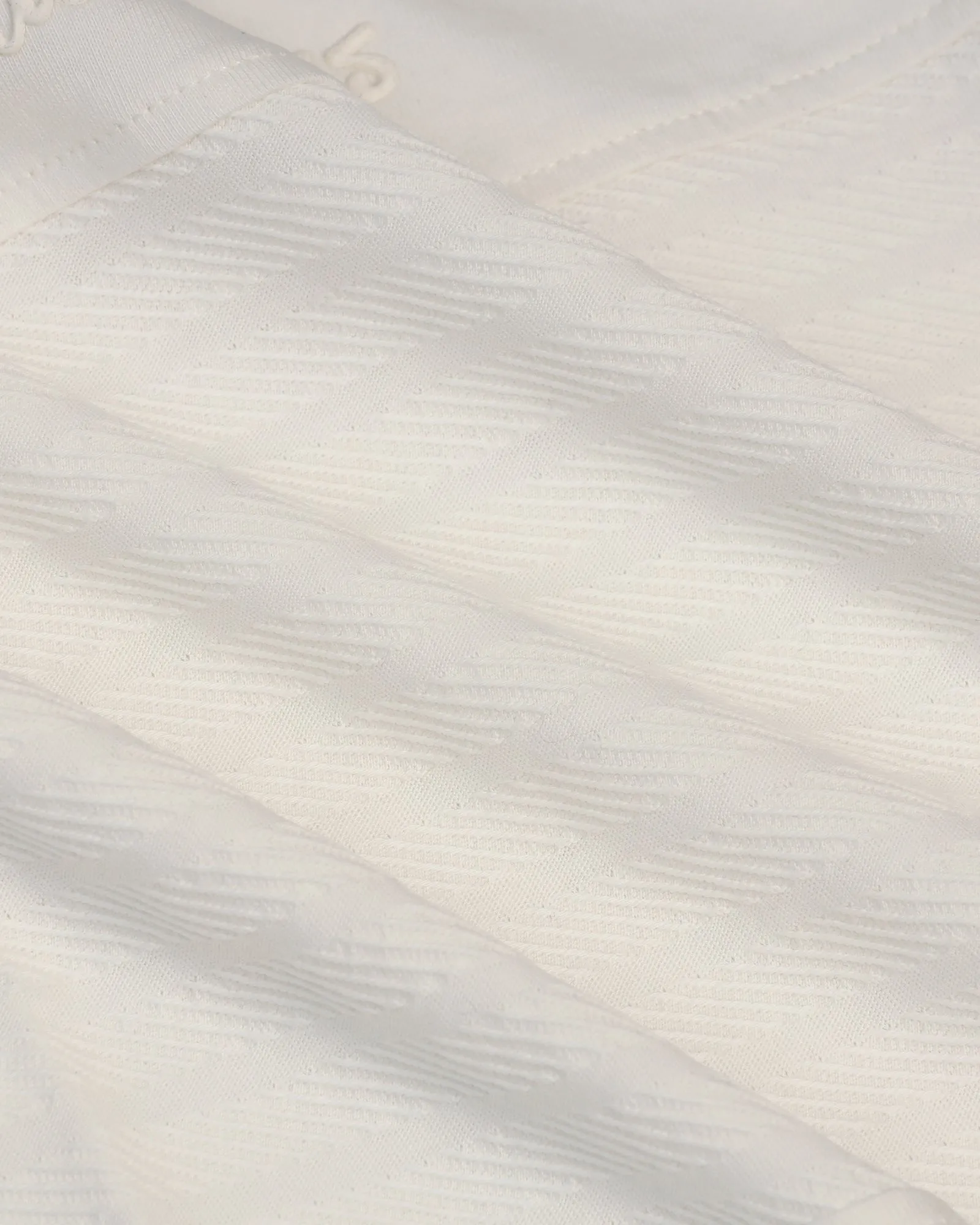 Crew Neck Off White Solid T-Shirt - Stroke