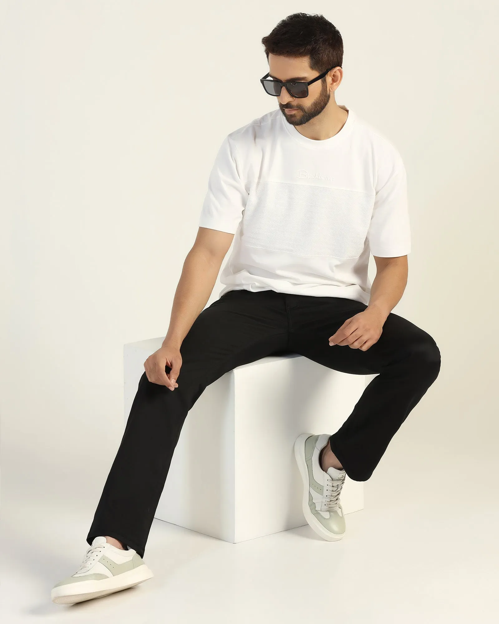 Crew Neck Off White Solid T-Shirt - Stroke