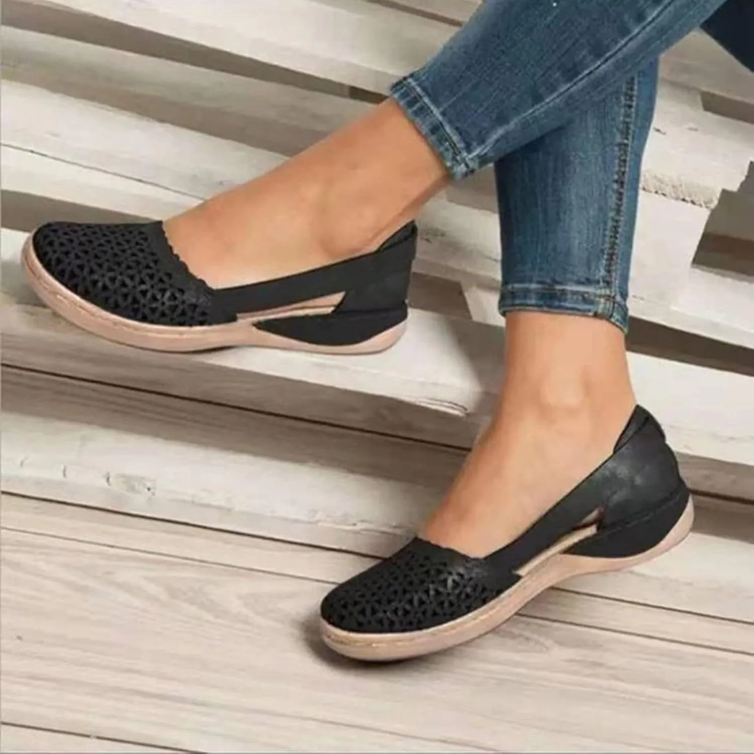 Eduavar Closed Toe Sandals Women, Womens Sandals Comfortable Low Wedge Sandals Casual Breathable Hollow Out Closed Toe Sandal