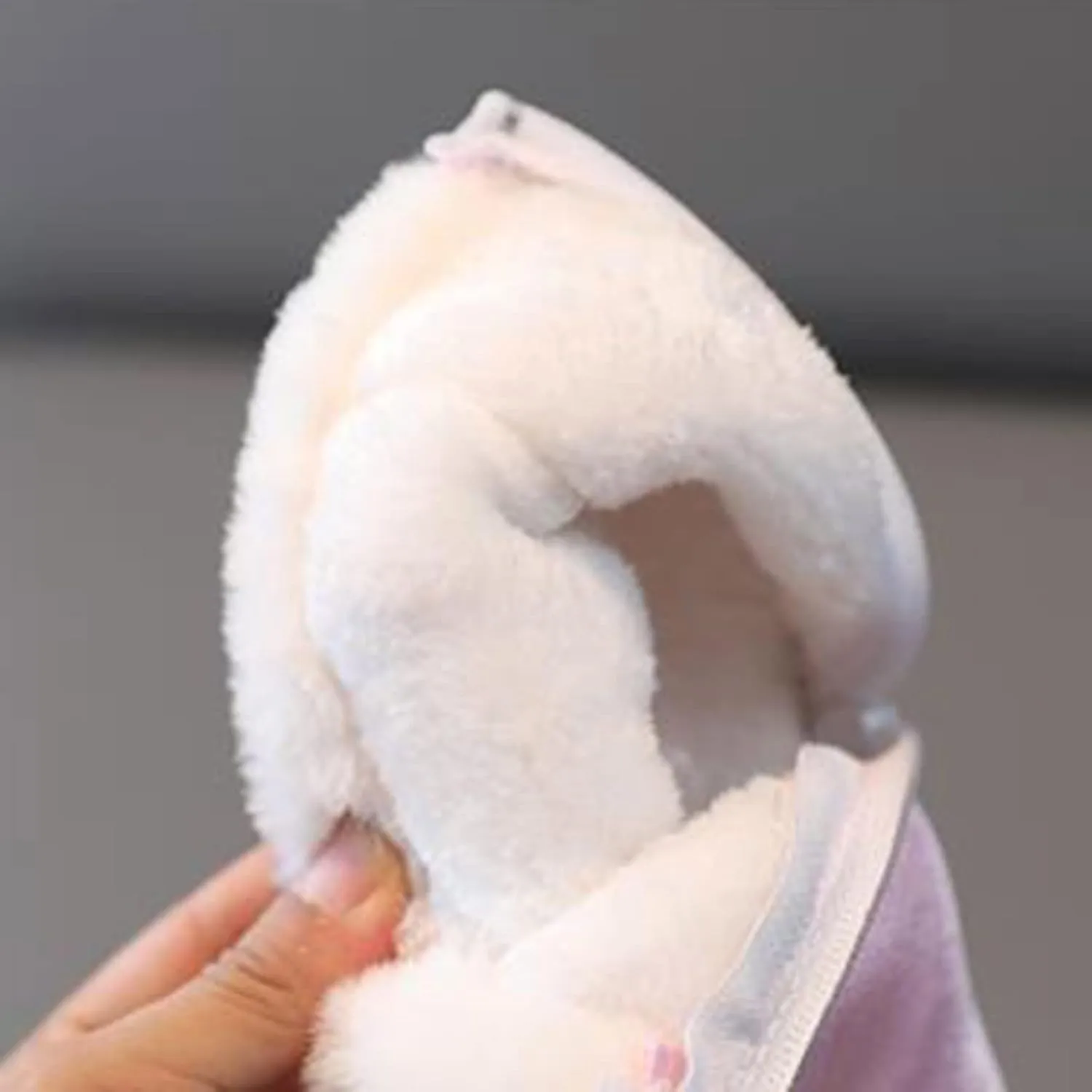 Girls Shoes Embroidery Shoes Girls Boots Winter Tang Dress New Year Cotton Boots Cake Rabbit Girls Heeled Shoes