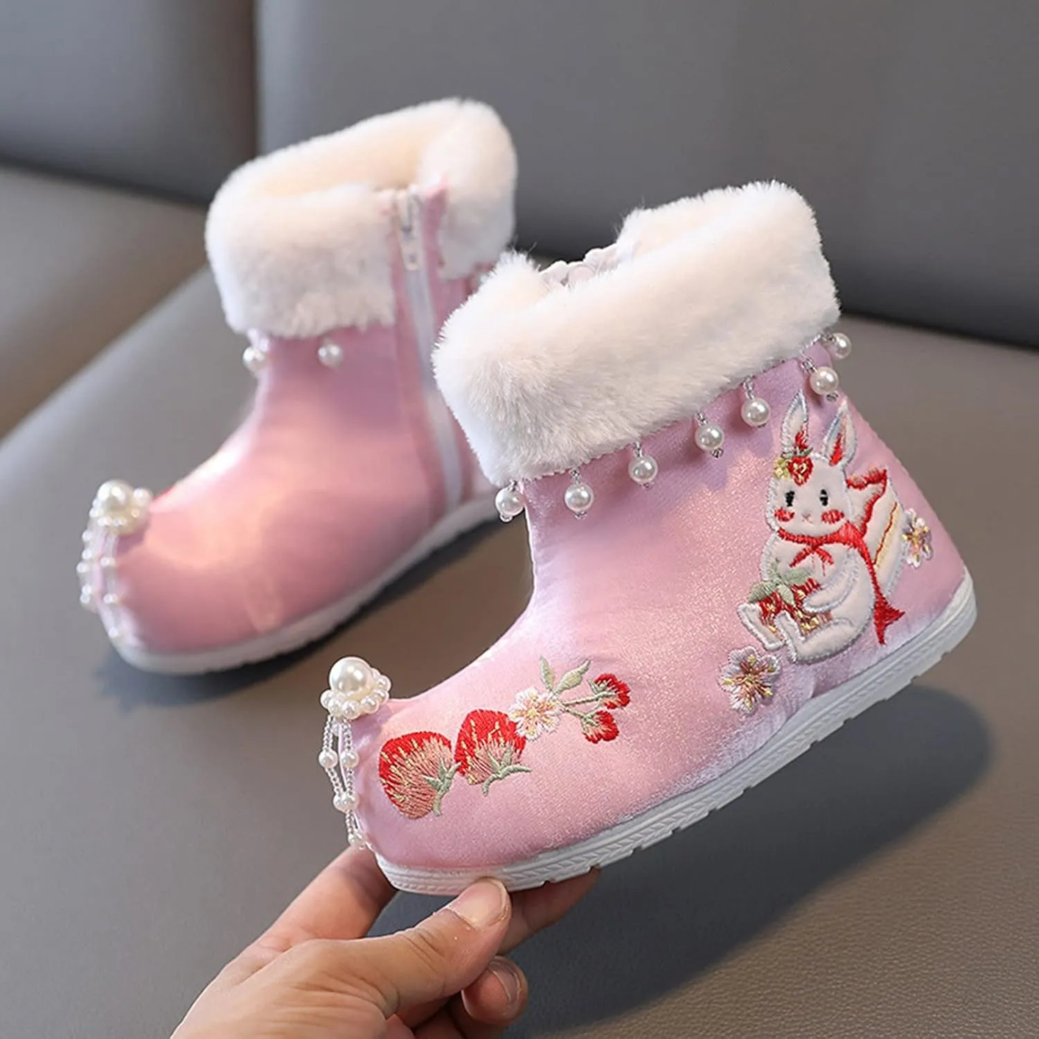 Girls Shoes Embroidery Shoes Girls Boots Winter Tang Dress New Year Cotton Boots Cake Rabbit Girls Heeled Shoes