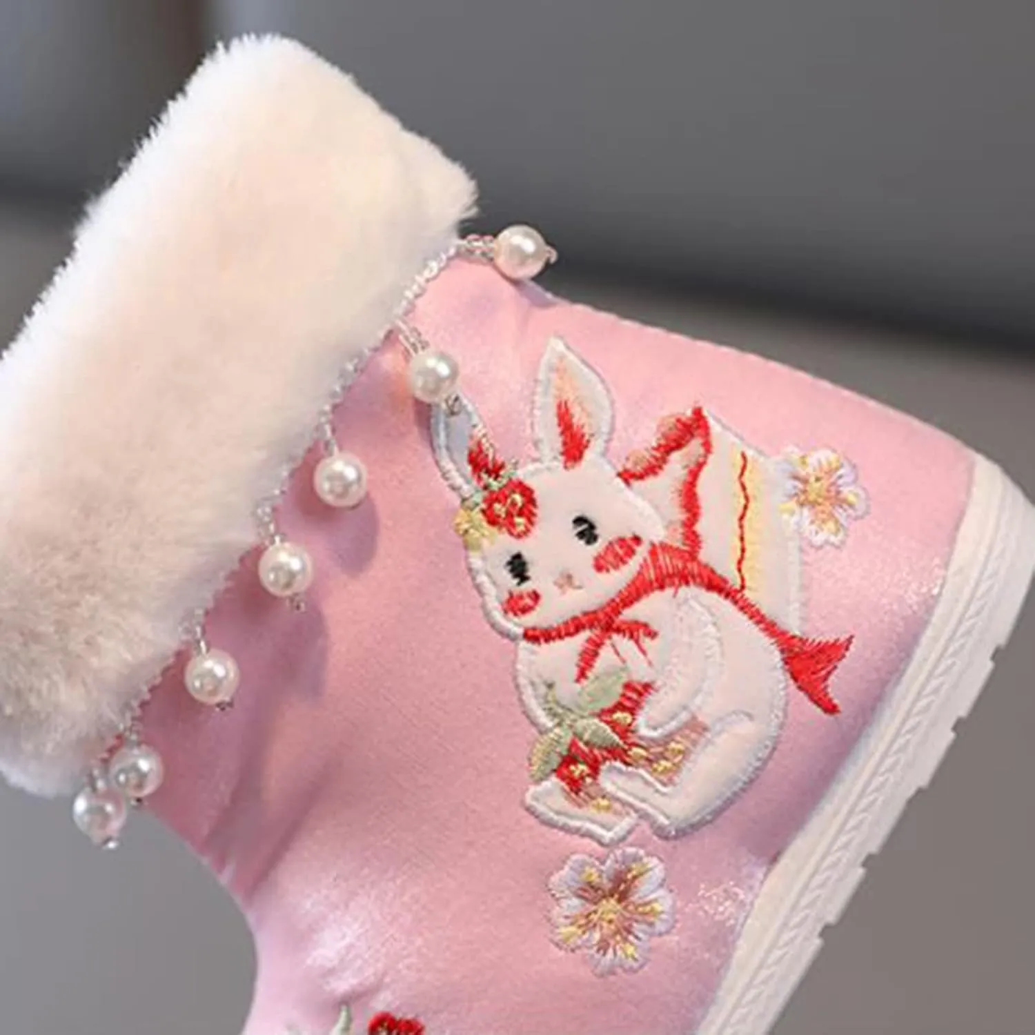 Girls Shoes Embroidery Shoes Girls Boots Winter Tang Dress New Year Cotton Boots Cake Rabbit Girls Heeled Shoes