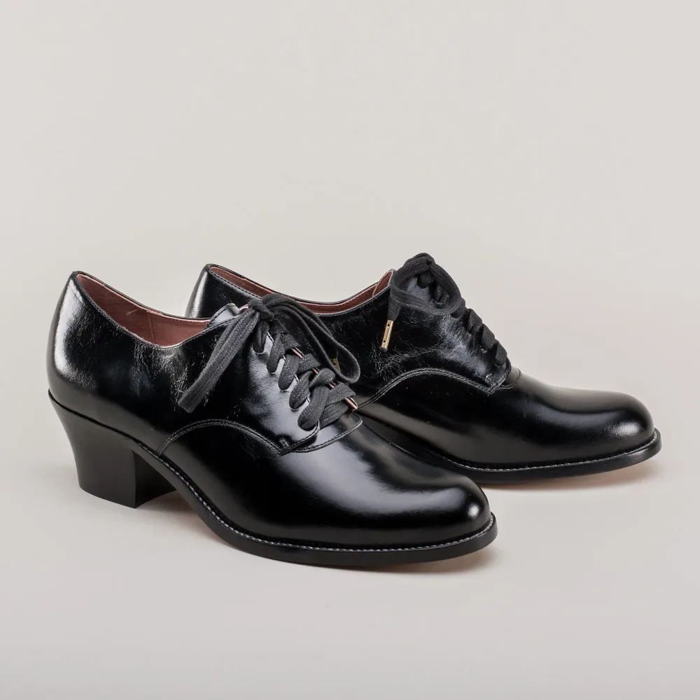 Jane Women's Vintage Oxfords (Black)