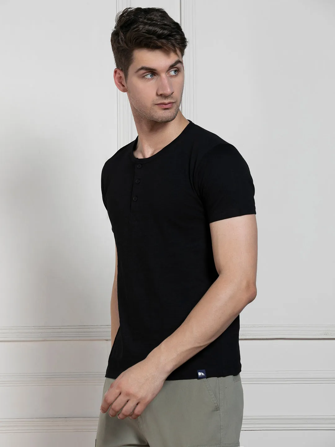 Men's Black Henley Neck Solid Regular Fit T-Shirt