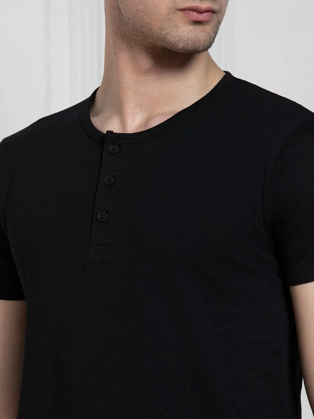 Men's Black Henley Neck Solid Regular Fit T-Shirt