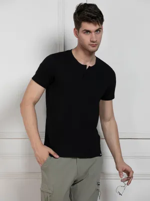 Men's Black Henley Neck Solid Regular Fit T-Shirt