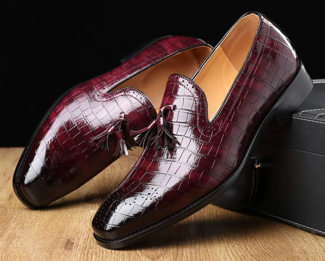 Mens Casual Shoes - Tuxedo Loafers Men Slip On Shoes - Fashion Tassel Smoking Slipper