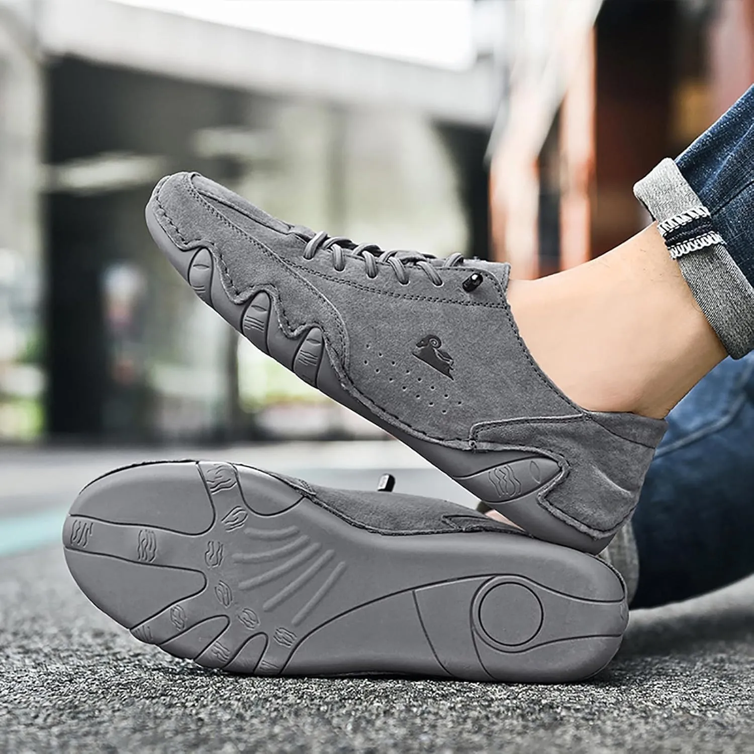 Men's Fashion Sneakers Men Leather Athletic Shoes Stylish and Durable Sports Sneakers Casual Shoes