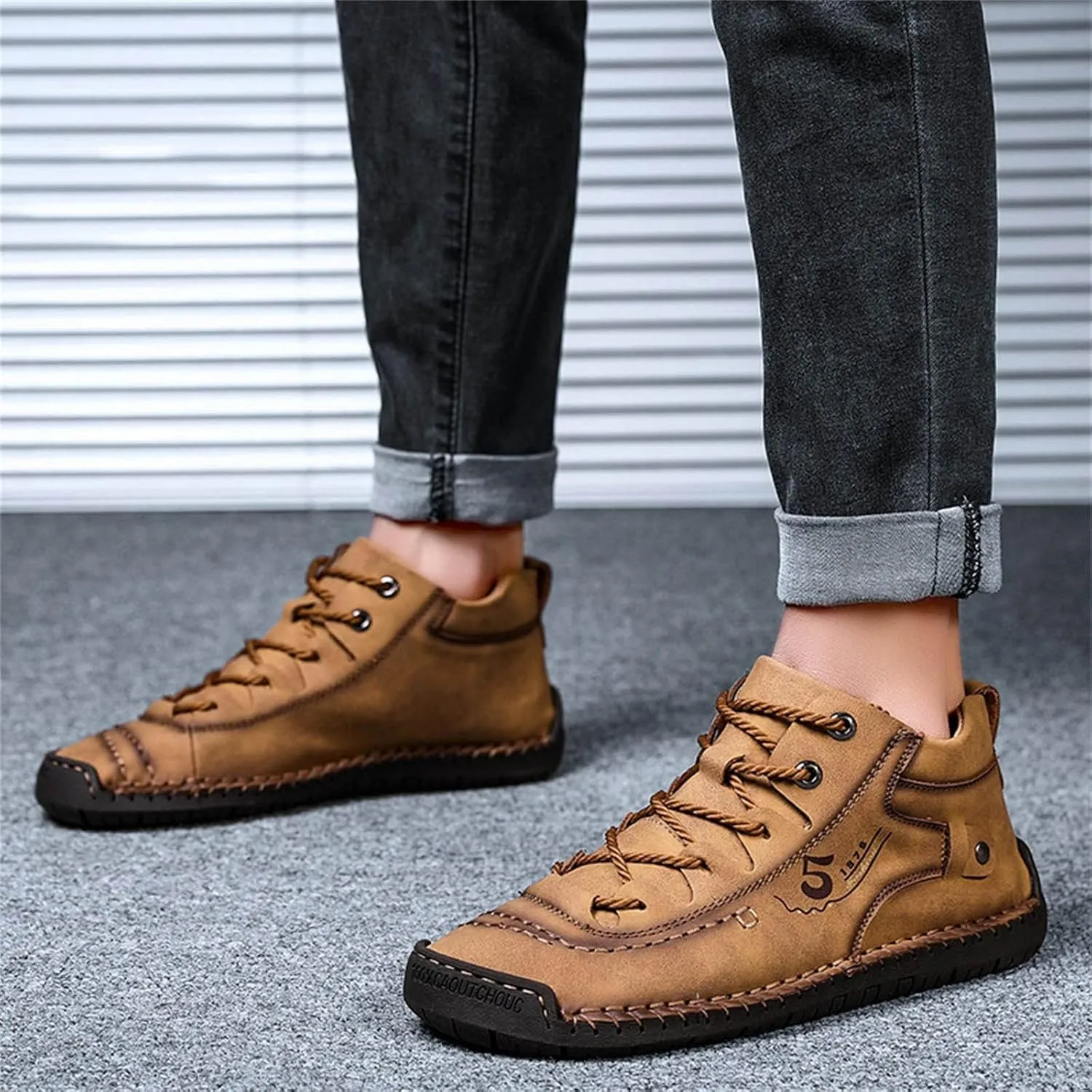 Mens Leather Shoe Slippers Fashion Summer and Autumn Men Leather Shoes Flat Soft Bottom Comfortable Mid Top Lace Up Casual Leather Tennis Shoes (Brown, 9)