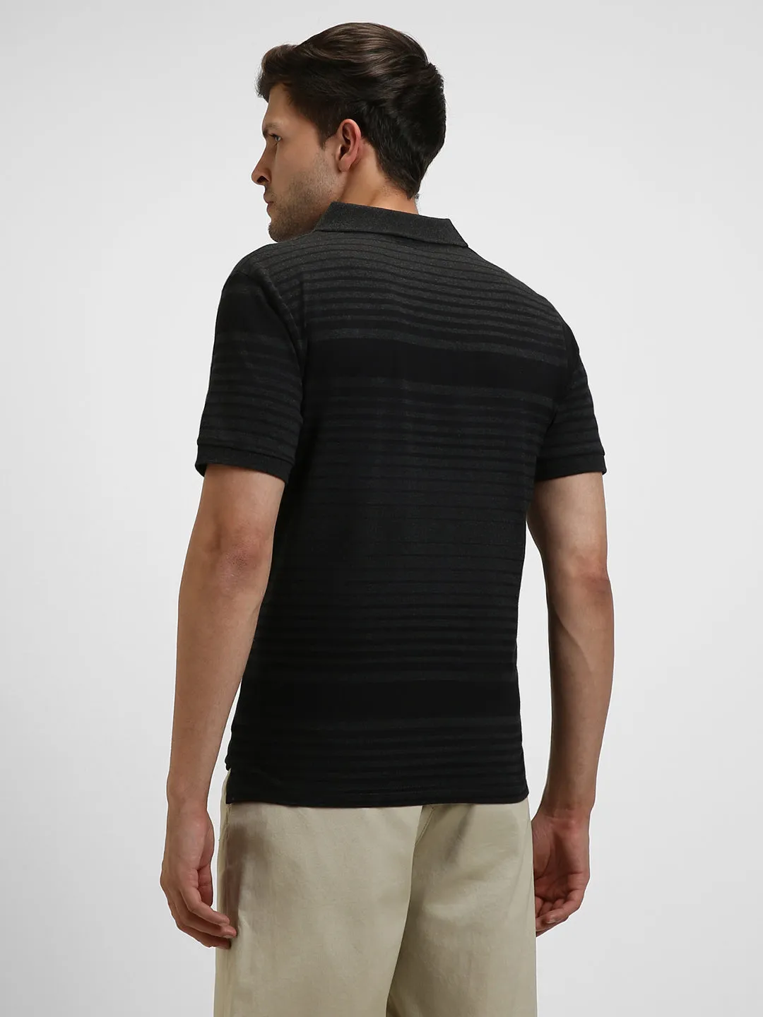 Men's Spread Collar Regular Fit Y/D Stripes Black T-Shirt