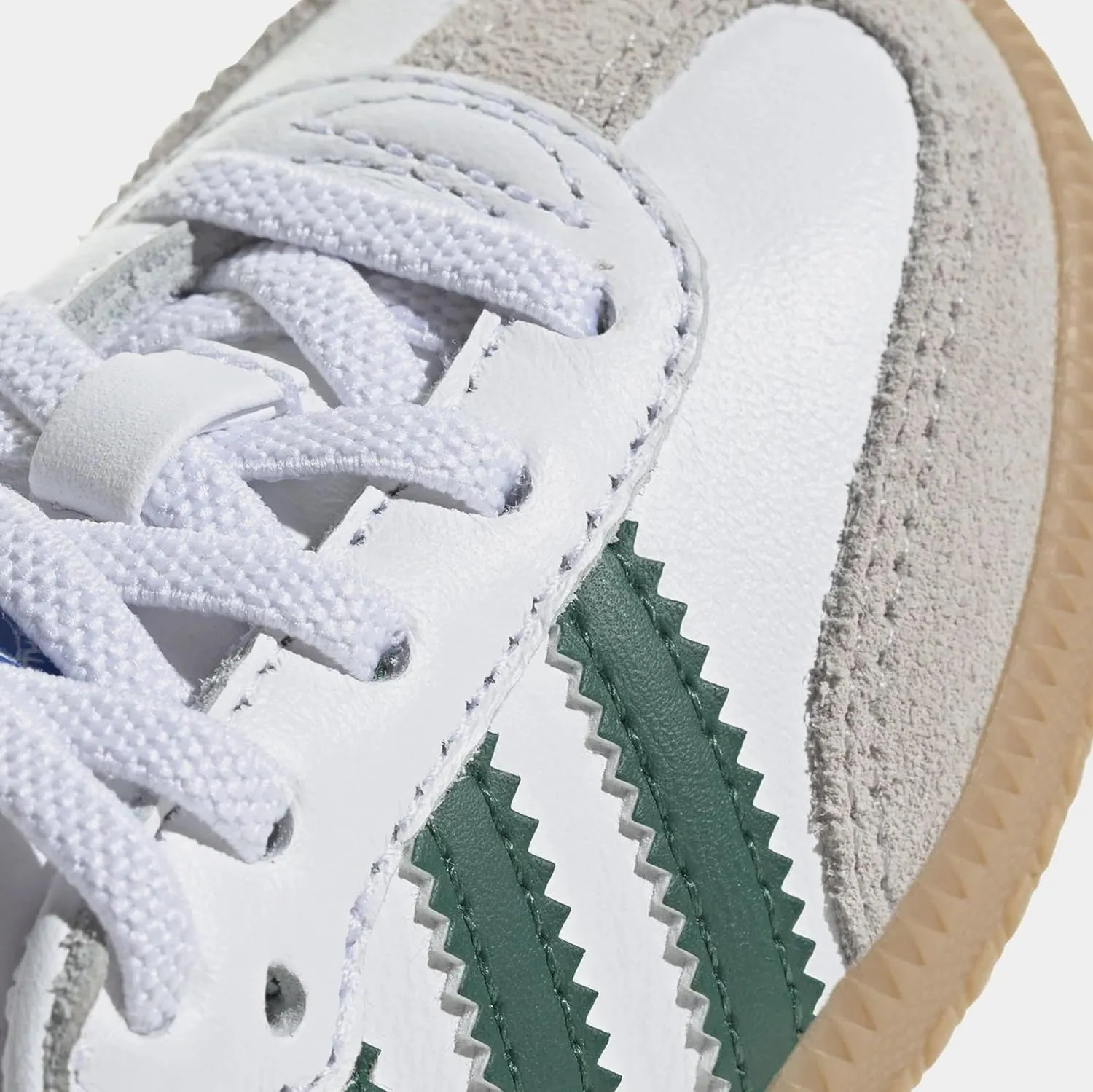 Samba Classic Shoes