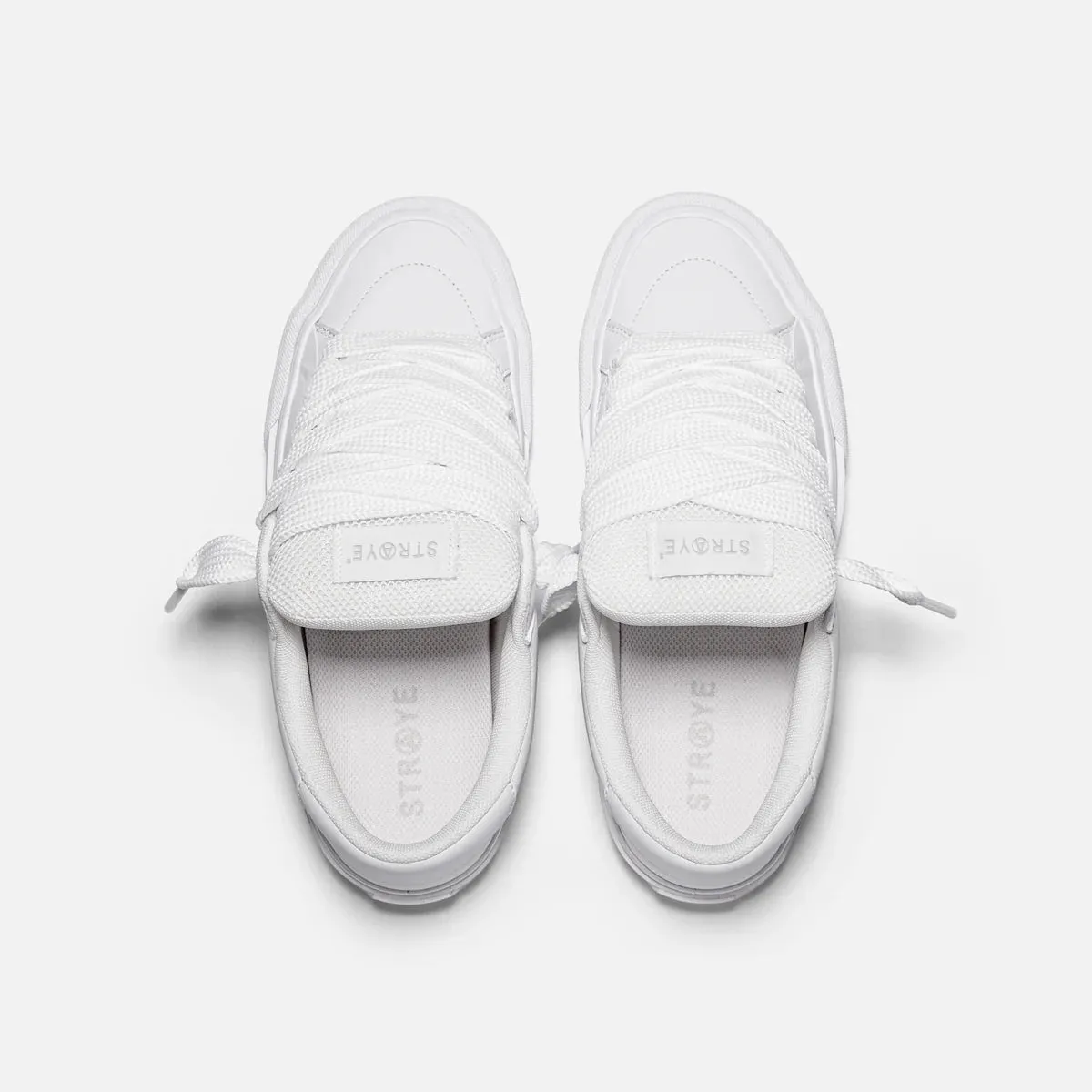 STRAYE Logan Puff White Sneakers