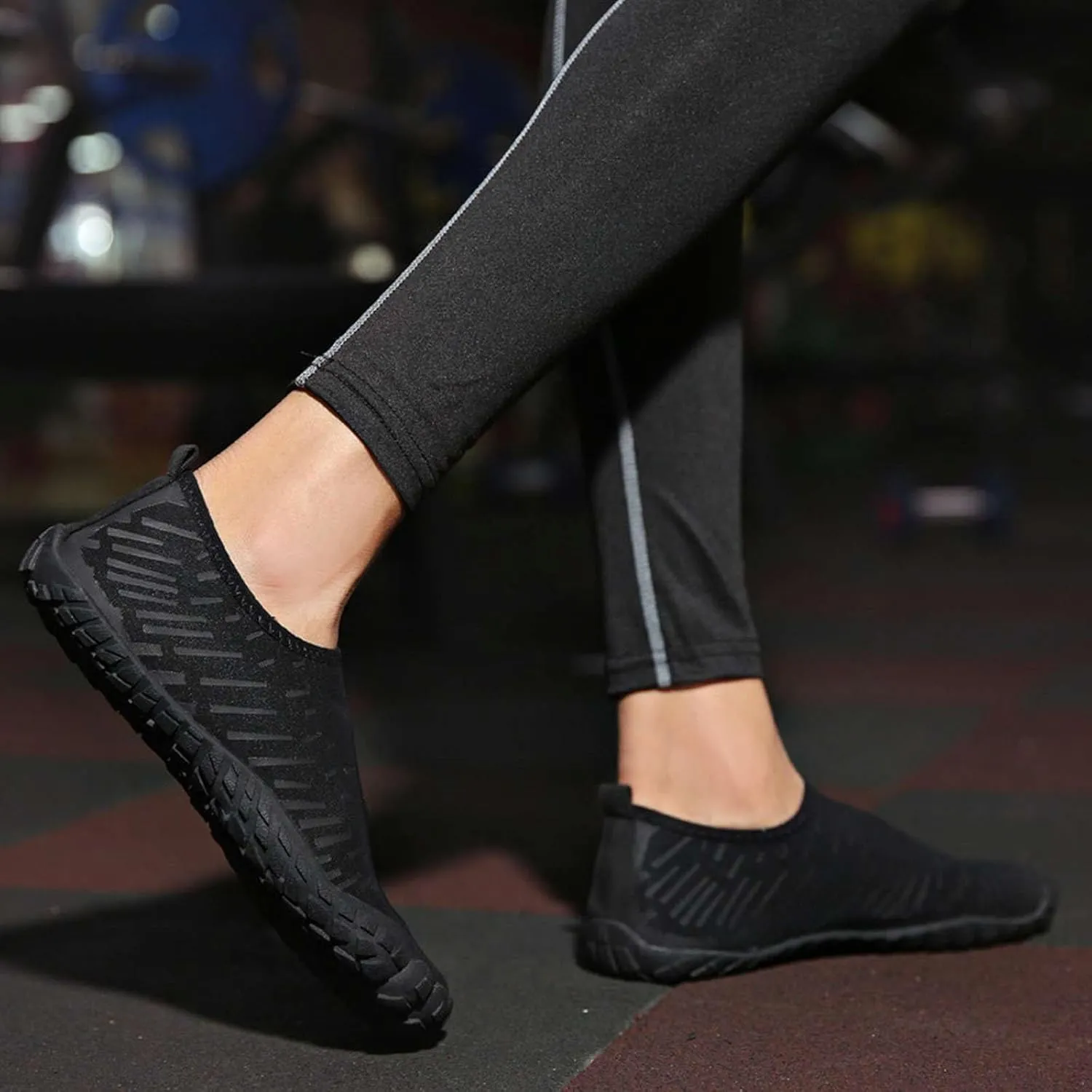 Water Shoes Women Men Barefoot Quick Dry Aqua Socks for Swimming Beach Pool Surf Hiking Kayaking Yoga Outdoor Sports Activities